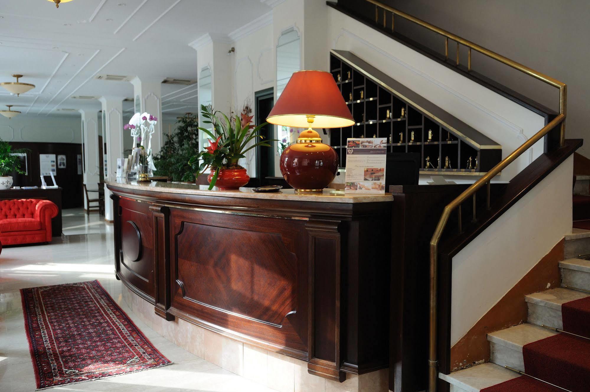 Riviera 3* Varraze